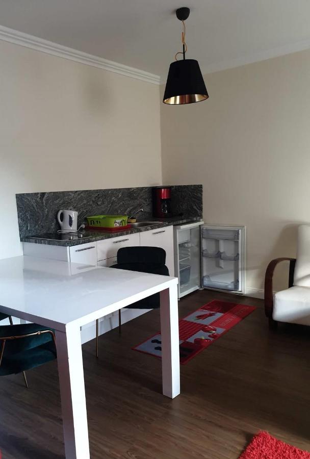 B&B Ejjeli Bagoly Etterem Es Panzio *