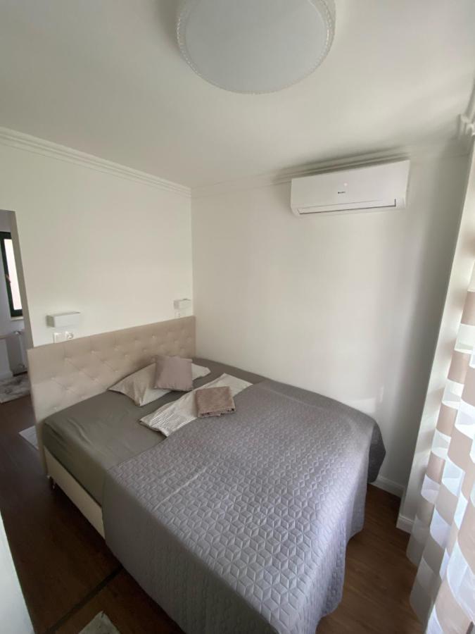 B&B Ejjeli Bagoly Etterem Es Panzio