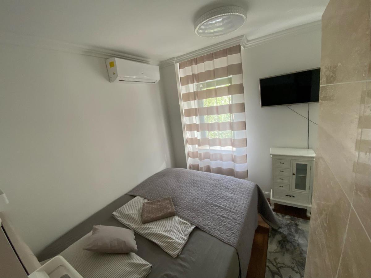 B&B Ejjeli Bagoly Etterem Es Panzio Budapesta